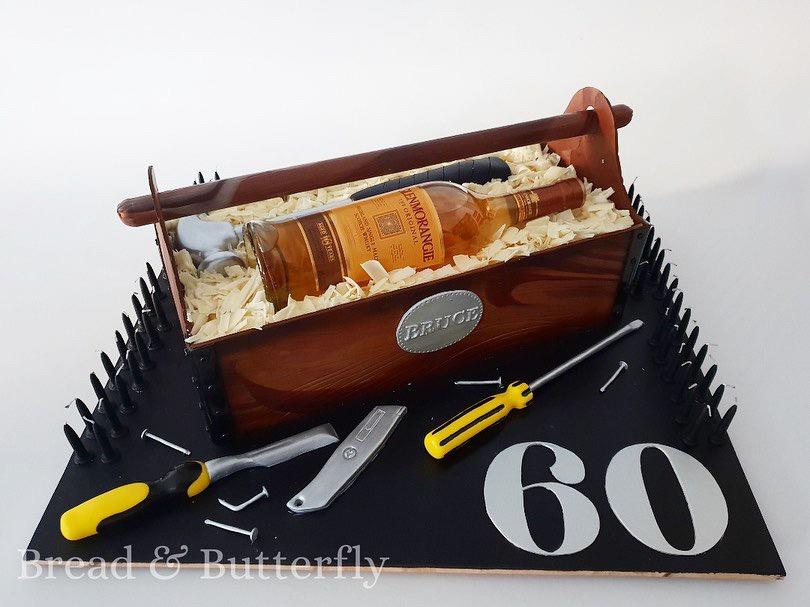 Bread & Butterfly - bespoke bakes cake 4